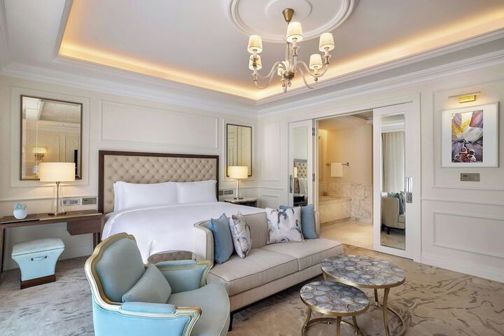 Room 40 of 157