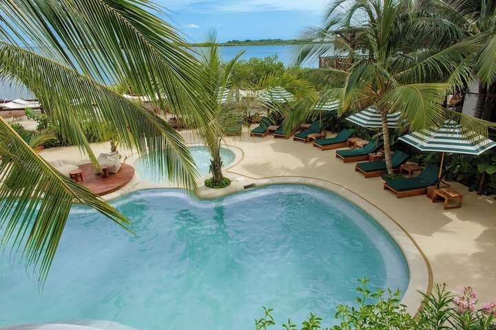 Aura Hotel Barú in Cartagena