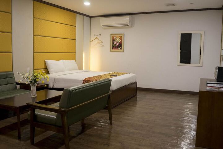 Room 41 of 98