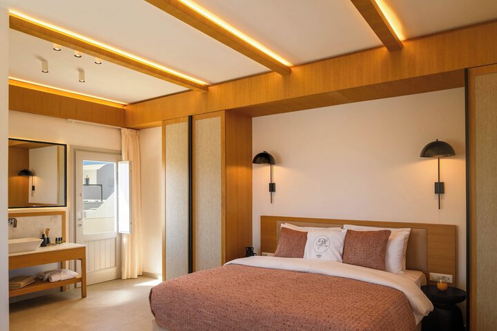 Room 42 of 199