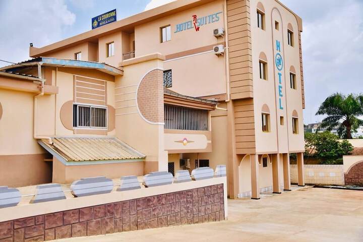 La Couronne RW Hotel & Suites
