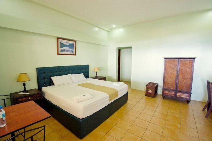 Room 4 of 21