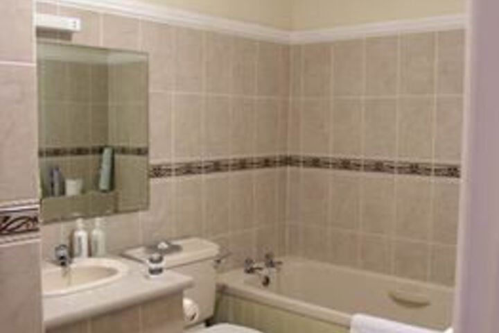 Room 4 of 20