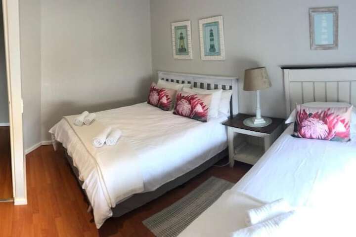 Room 5 of 53