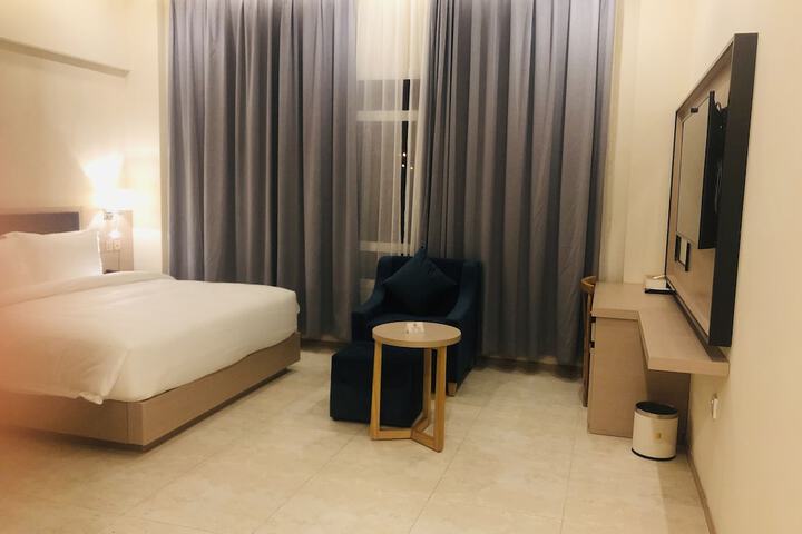 Room 8 of 39