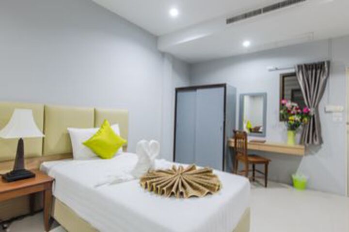 Room 44 of 67
