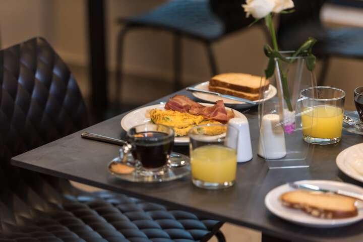 Breakfast/Coffee Service 59 of 67
