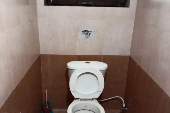Room 34 of 43