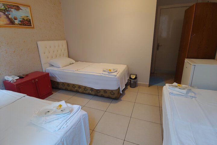 Room 17 of 39