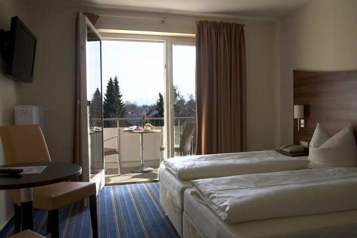 Room 3 of 19