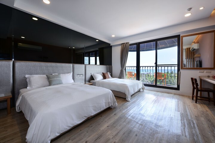 Room 16 of 75