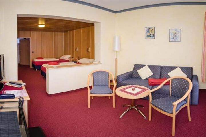 SCHROEDERS HOTELPENSION