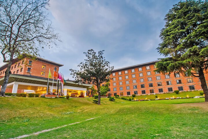 Hotel Exterior 153 of 172