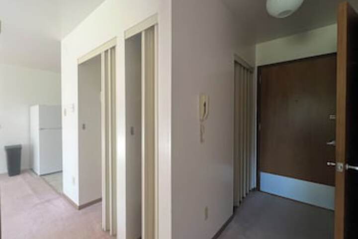 Room 4 of 36
