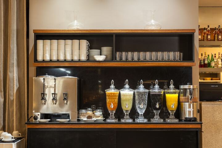 Breakfast/Coffee Service 44 of 59