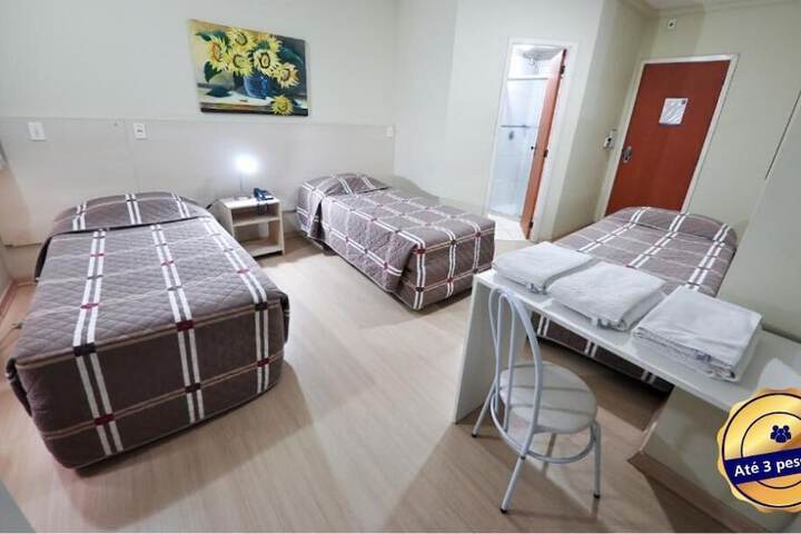 Room 16 of 33