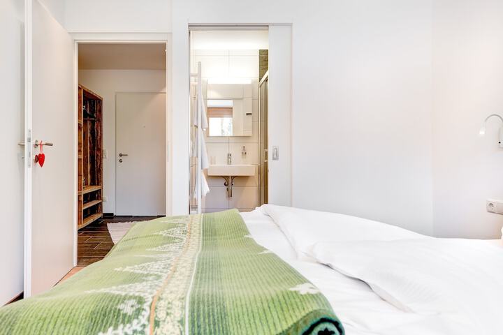 Room 14 of 71