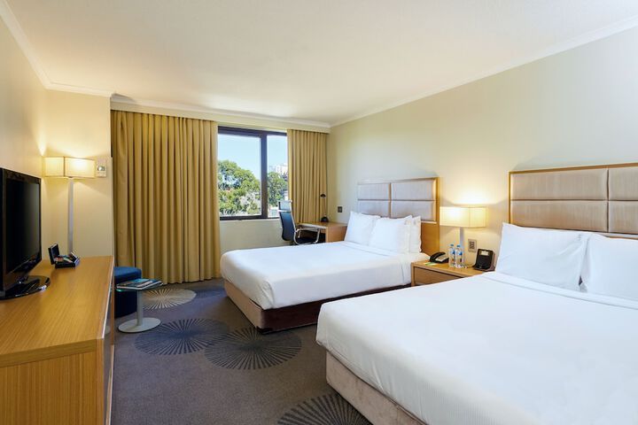 Room 25 of 129
