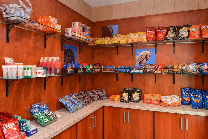 Snack bar