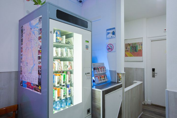 Vending machine