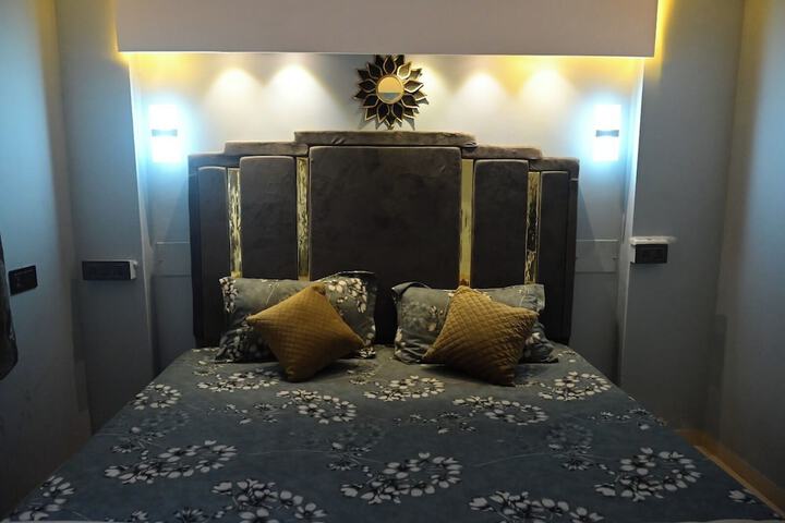 Room 7 of 29