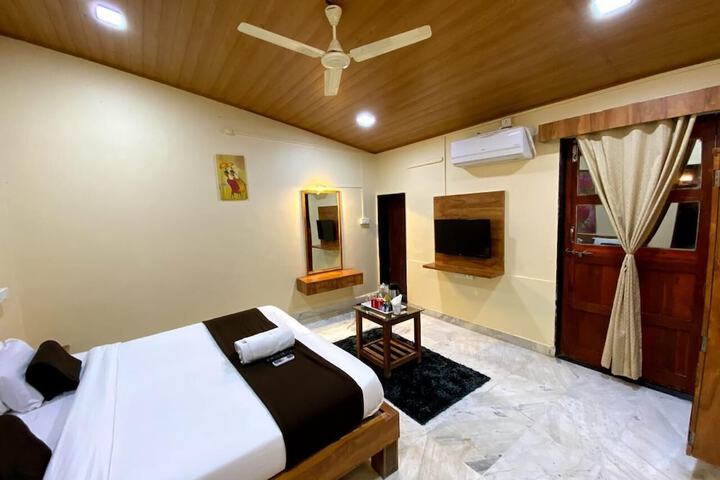 Room 3 of 11