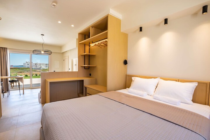 Room 14 of 43