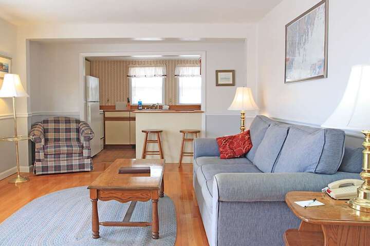 Room 21 of 173