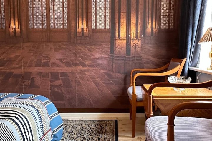Room 25 of 67