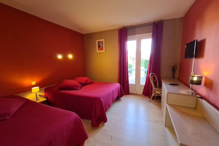 Room 9 of 52