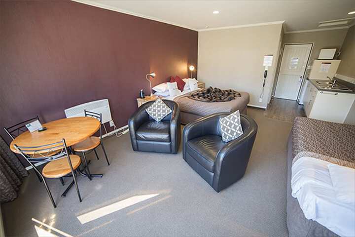 Room 10 of 40