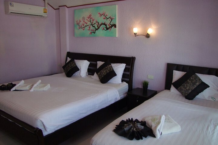 Room 21 of 83