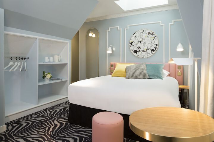 Room 16 of 20