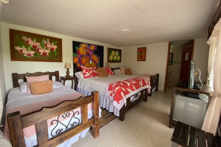 Room 8 of 28