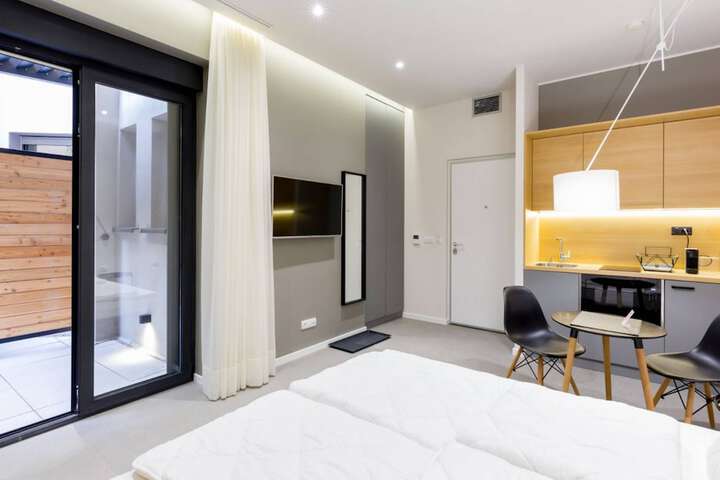 Room 12 of 45