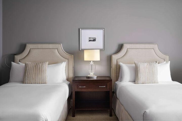 Room 15 of 160