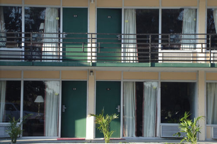 Exterior of Red Carpet Inn