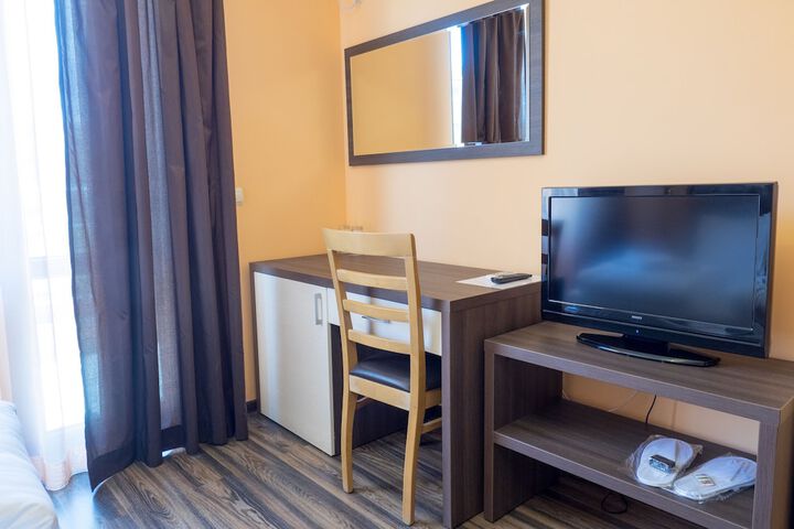 Room 19 of 57