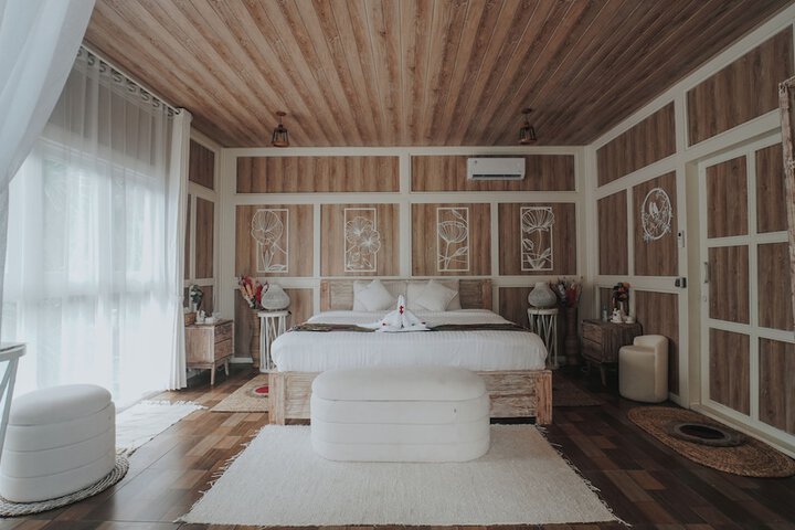Room 8 of 41