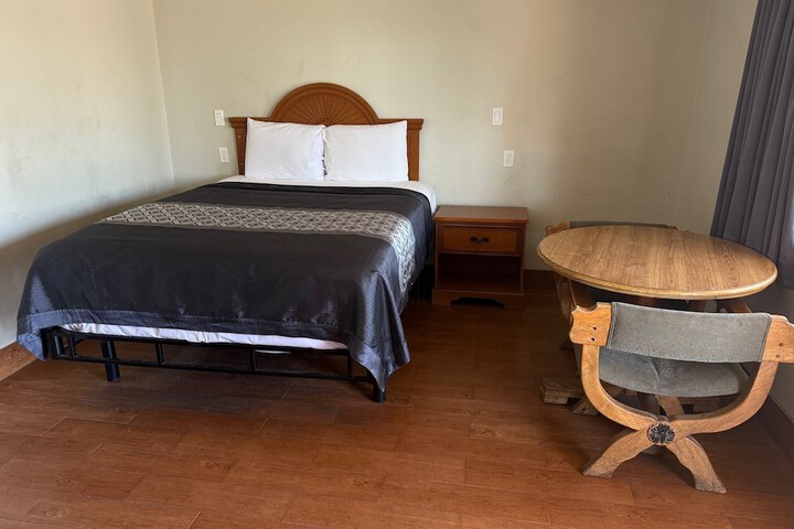 Room 21 of 60