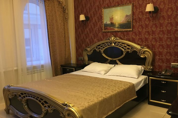 Room 4 of 26