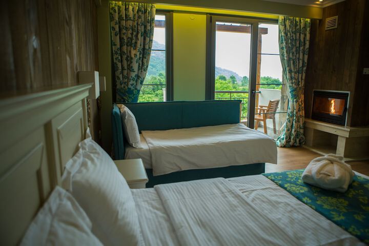 Room 14 of 47