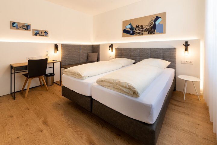 Room 18 of 52