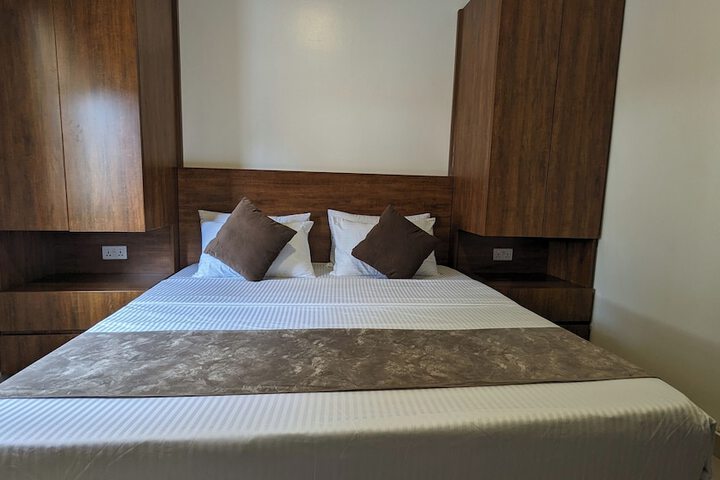 Room 16 of 30