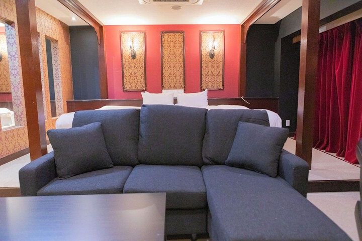 Room 15 of 257