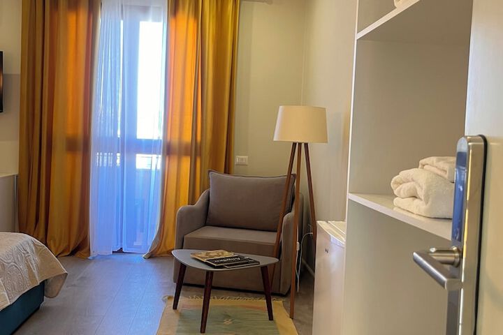 Room 37 of 146