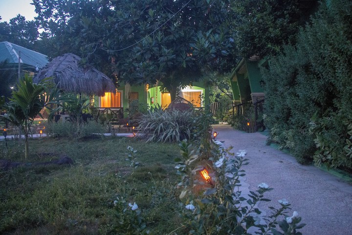 Hotel Exterior 154 of 210