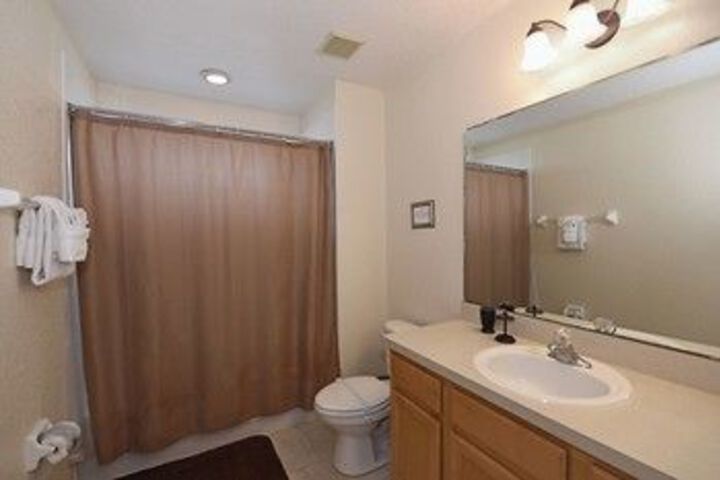 Room 4 of 31