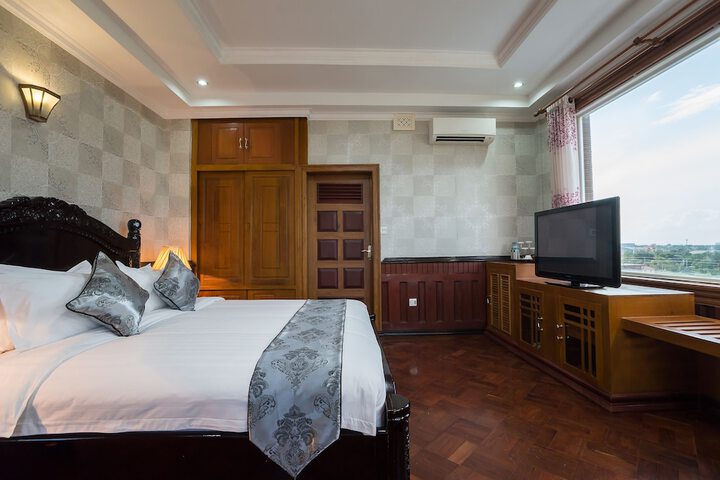 Room 15 of 181