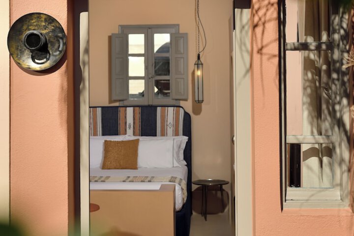 Room 16 of 282